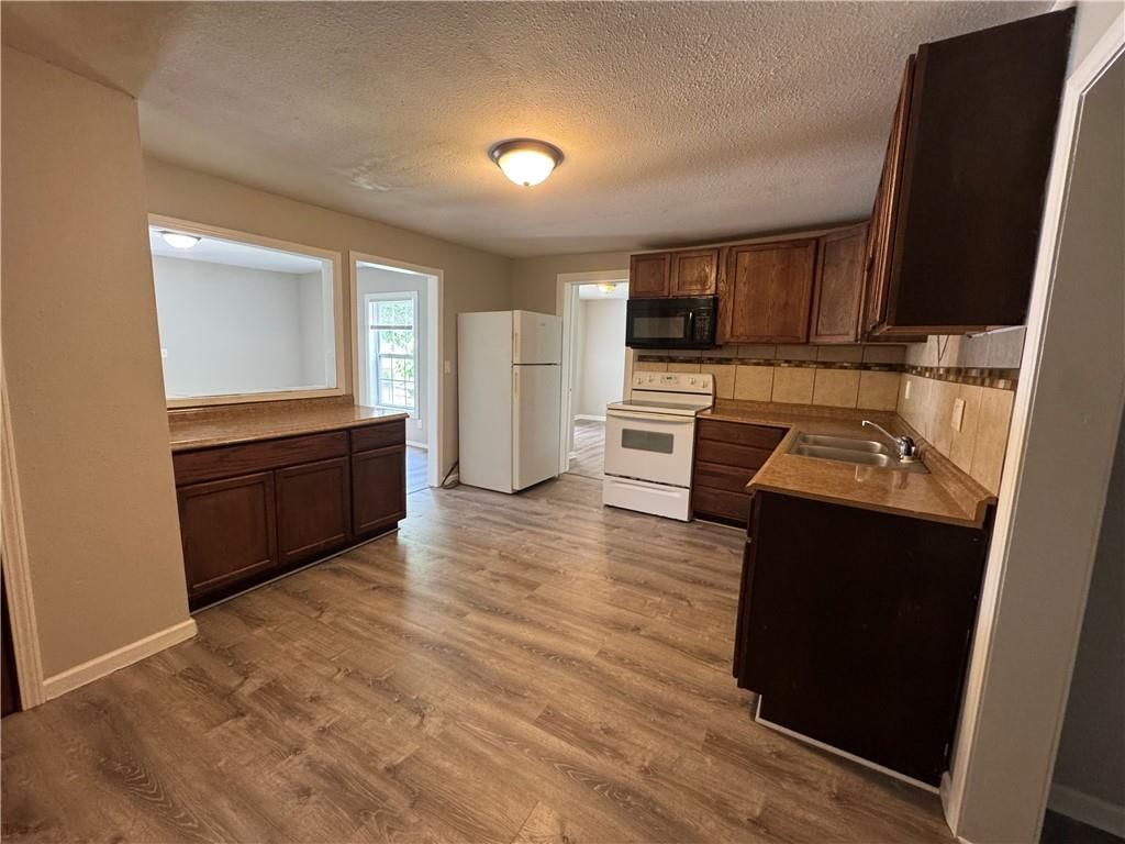 508 N Fairview Street — photo 11