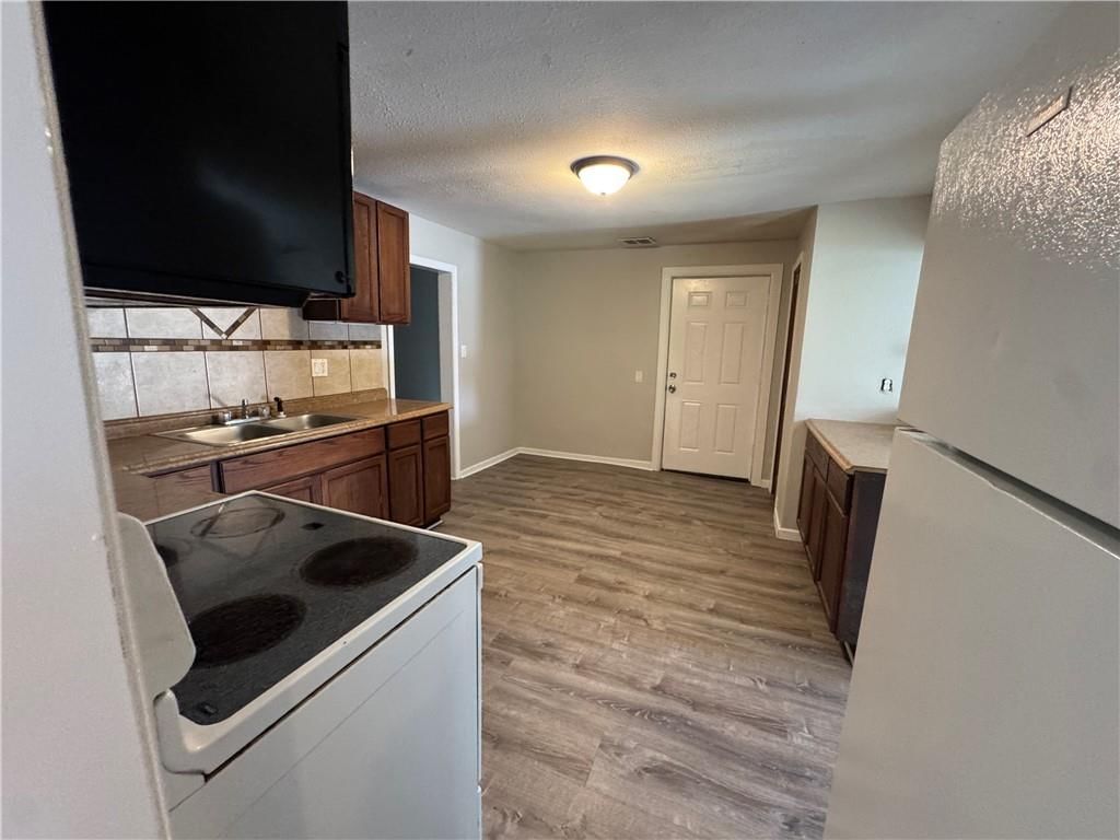 508 N Fairview Street — photo 12