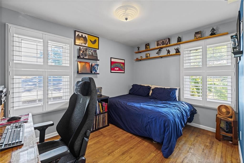 10705 Walrond Avenue — photo 18