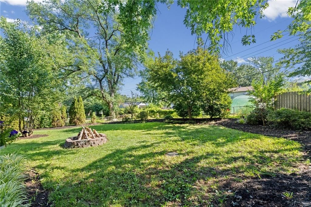 10705 Walrond Avenue — photo 31
