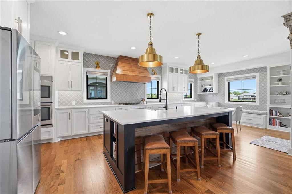 4261 Lakeshore Drive — photo 14