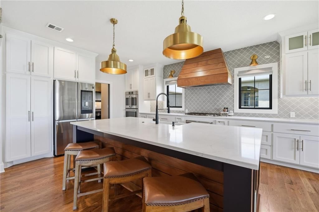 4261 Lakeshore Drive — photo 15