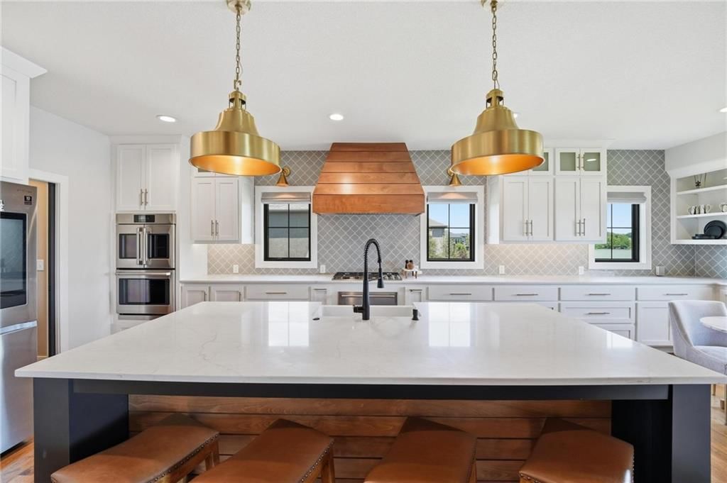 4261 Lakeshore Drive — photo 16