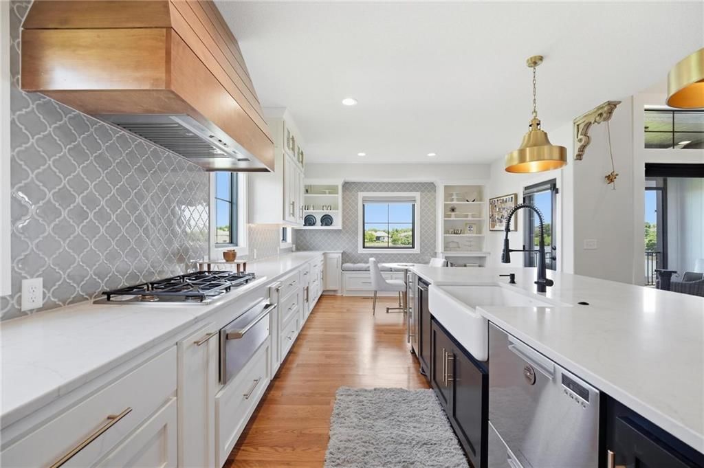 4261 Lakeshore Drive — photo 17