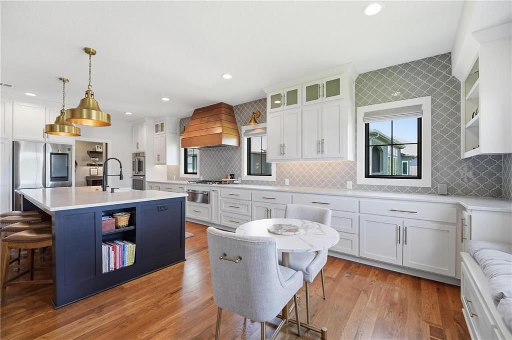 4261 Lakeshore Drive — photo 26