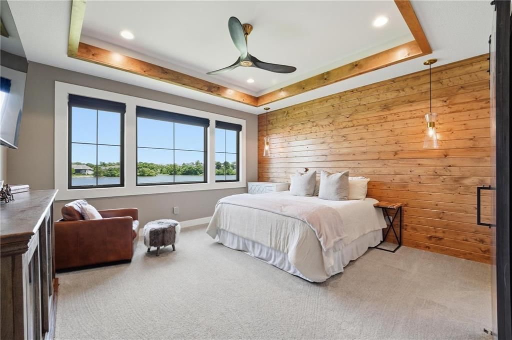 4261 Lakeshore Drive — photo 33