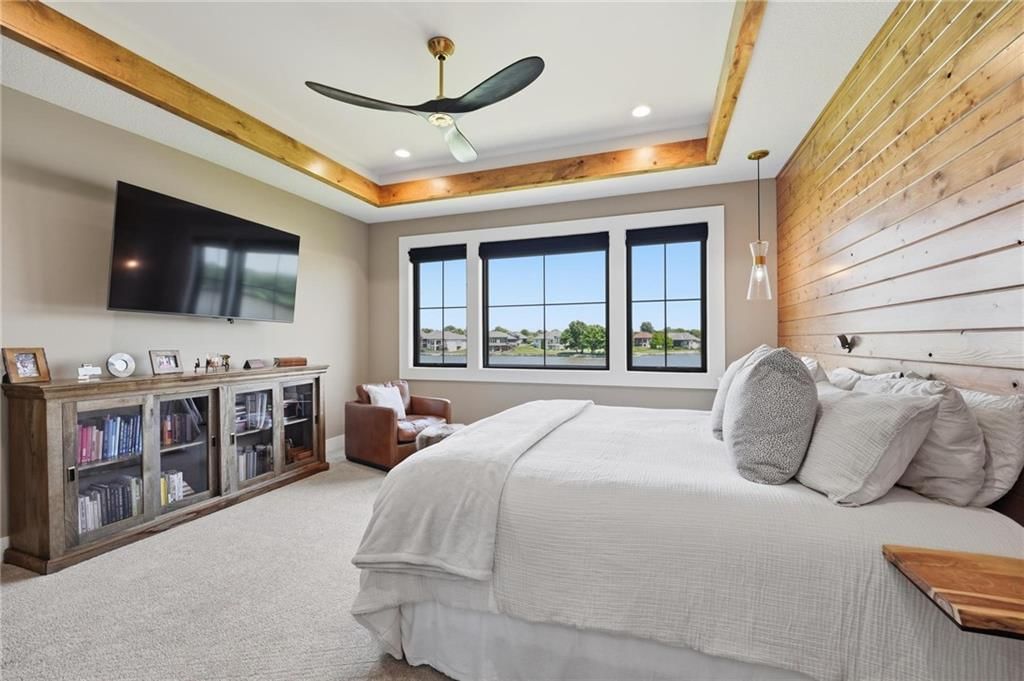 4261 Lakeshore Drive — photo 35