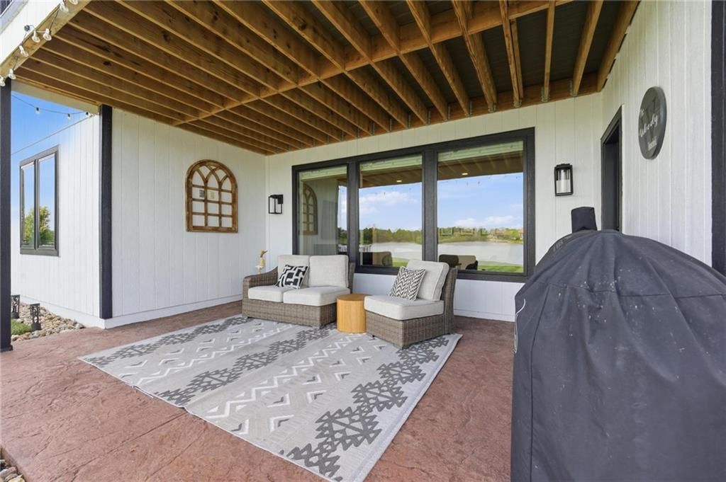 4261 Lakeshore Drive — photo 52