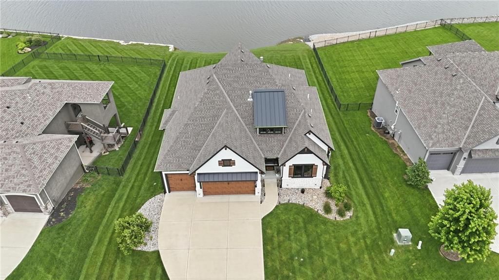 4261 Lakeshore Drive — photo 82