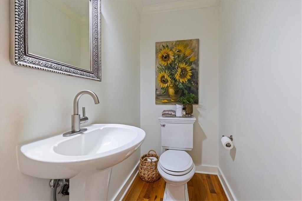 5926 Howe Drive — photo 12