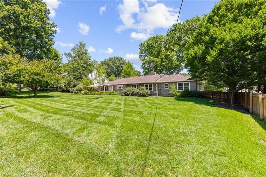 5926 Howe Drive — photo 30