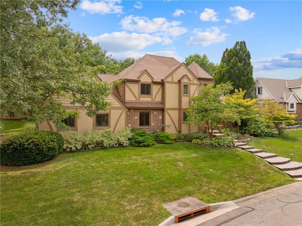 12401 W 110th Terrace — photo 4