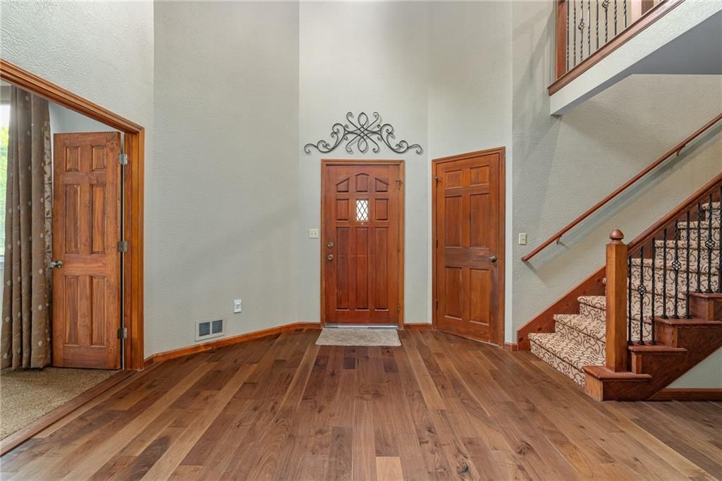 12401 W 110th Terrace — photo 10