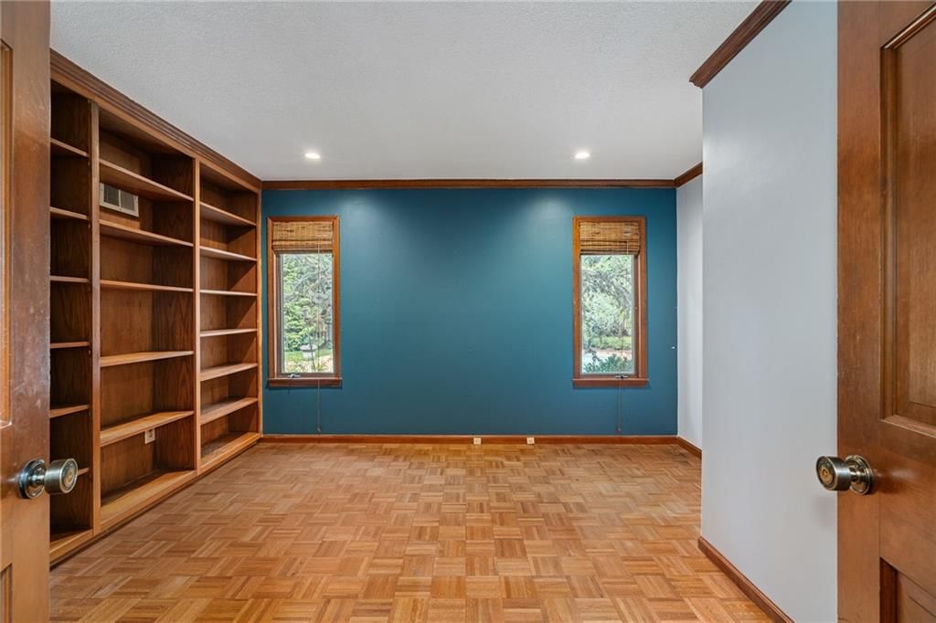 12401 W 110th Terrace — photo 13