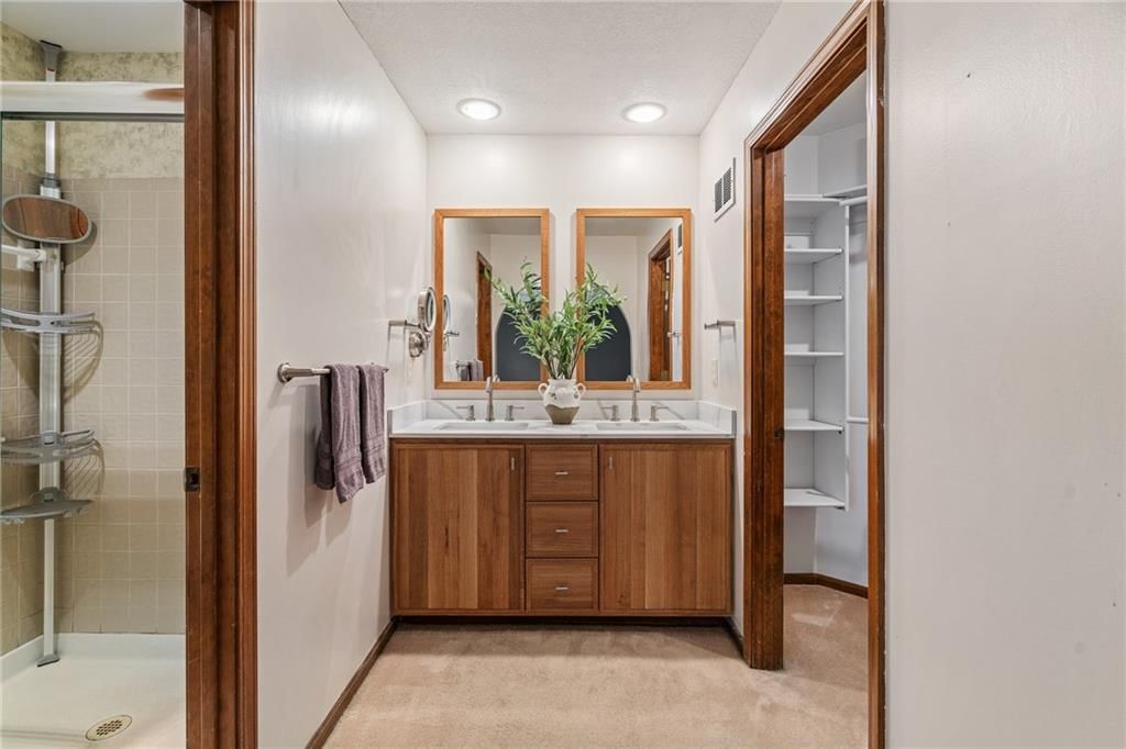 12401 W 110th Terrace — photo 38