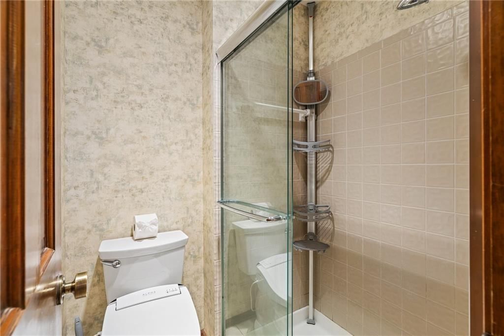 12401 W 110th Terrace — photo 39