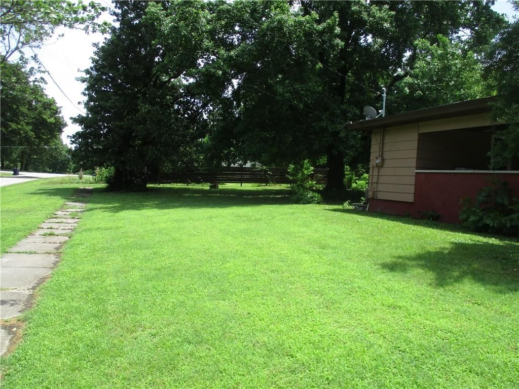 1816 Cherokee Avenue — photo 5