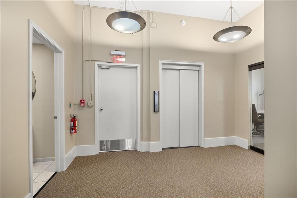 702 Felix Street — photo 42