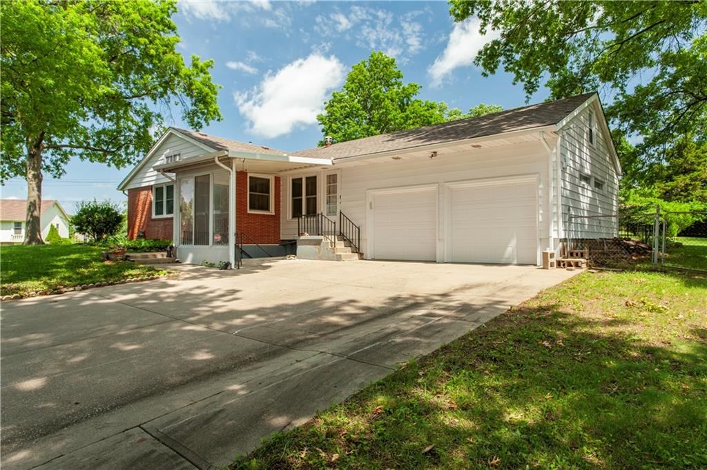 7323 Manchester Avenue — photo 4