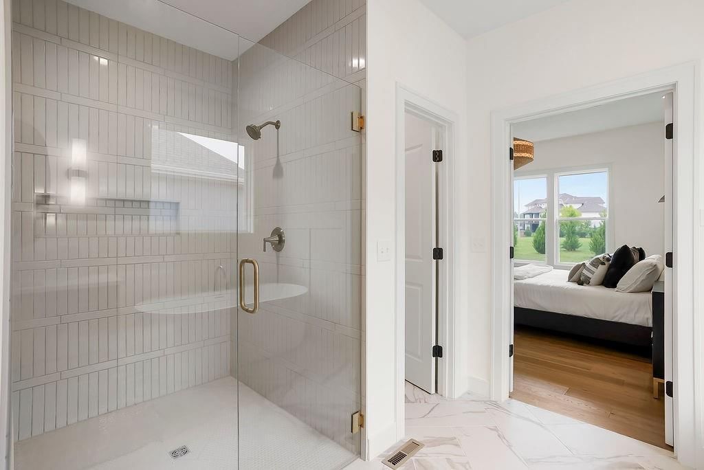 2417 W 177th Street — photo 31