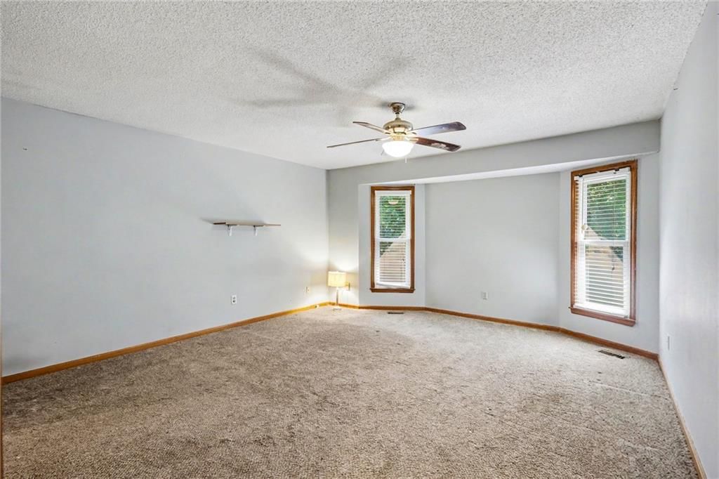 2118 S Central Street — photo 14