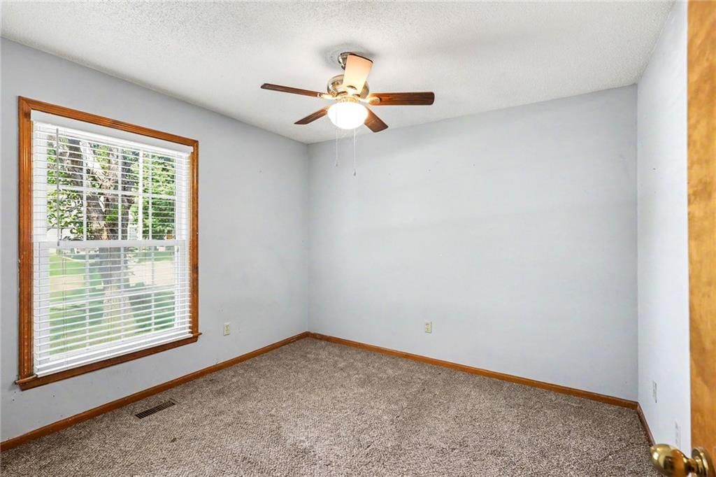 2118 S Central Street — photo 19