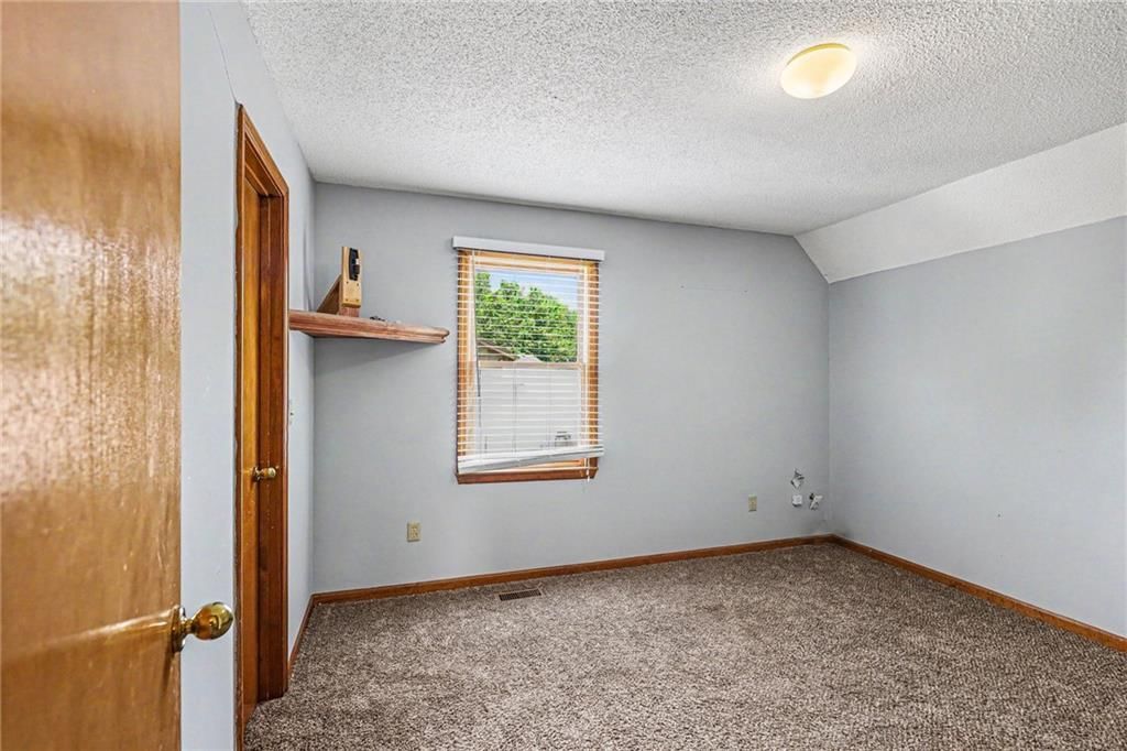 2118 S Central Street — photo 25