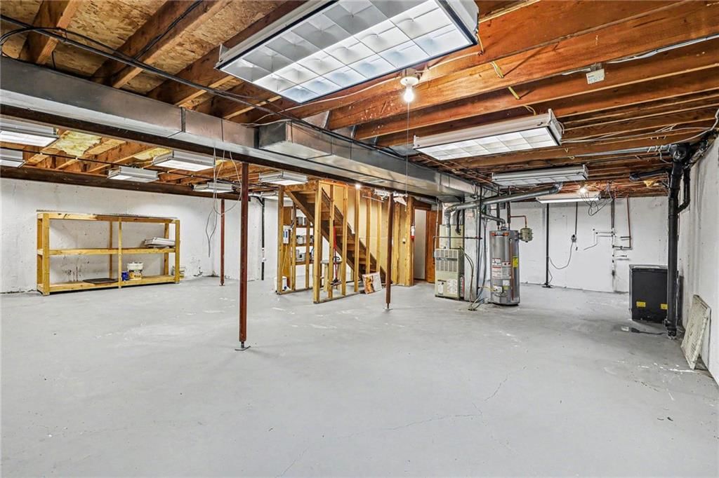 2118 S Central Street — photo 27