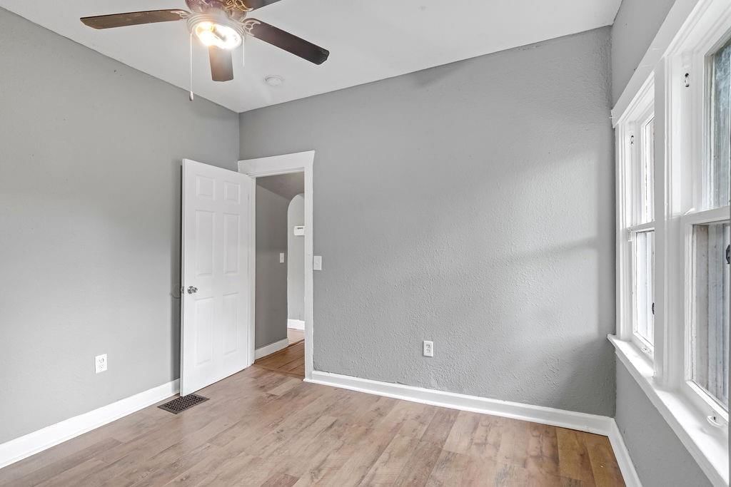 5441 E 27th Street — photo 18