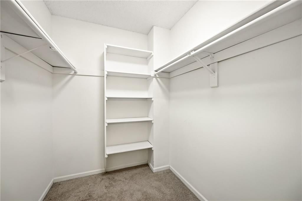 821 Heather Drive — photo 15