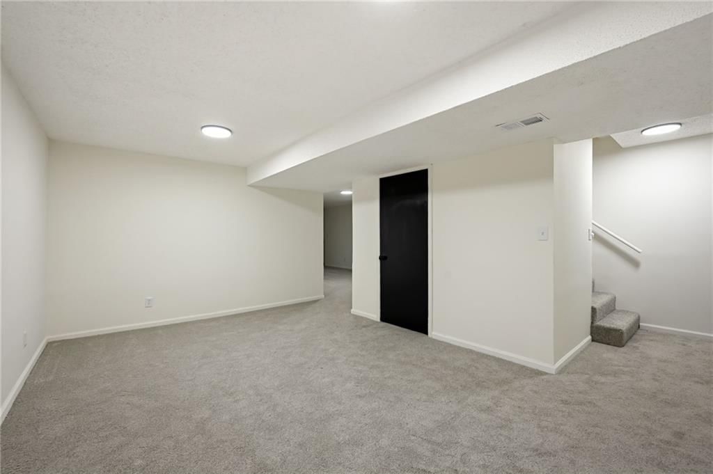 821 Heather Drive — photo 18