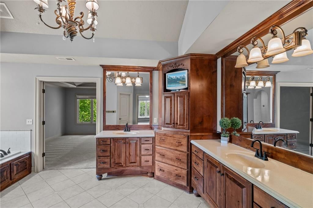 20215 W 89th Terrace — photo 37