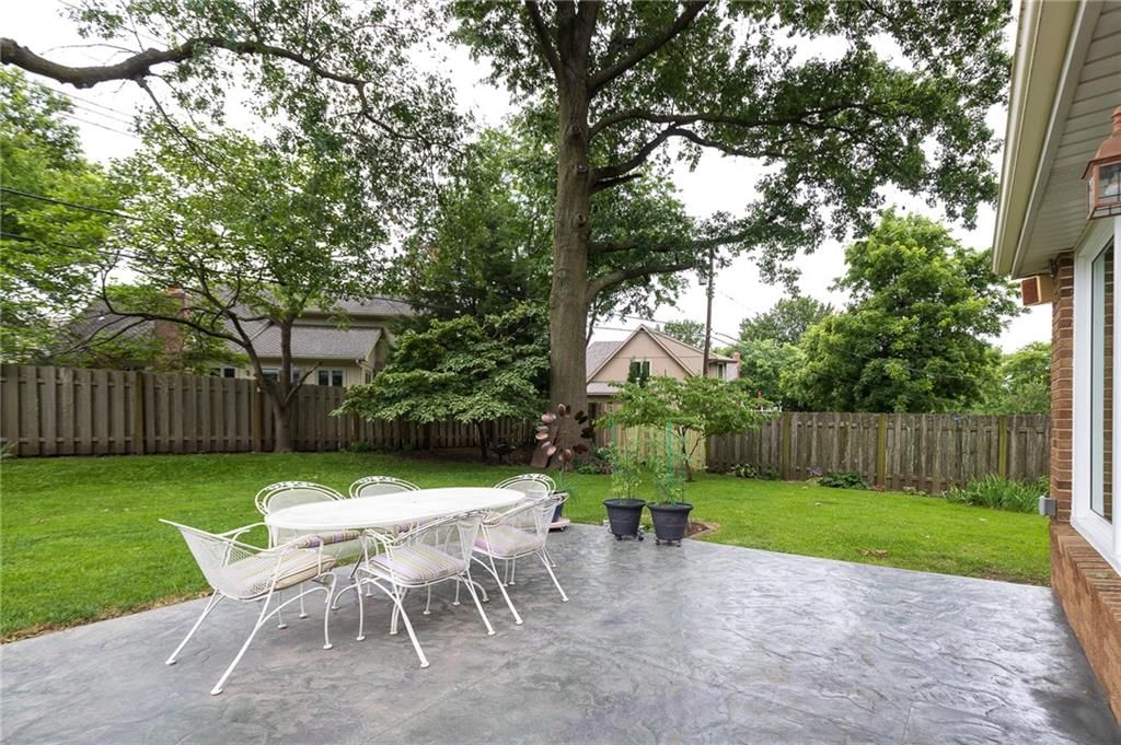 1400 SW CHARLESTON Street — photo 30