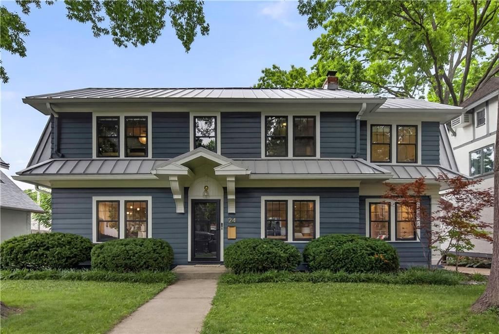 24 W 69th Street, Kansas City, MO