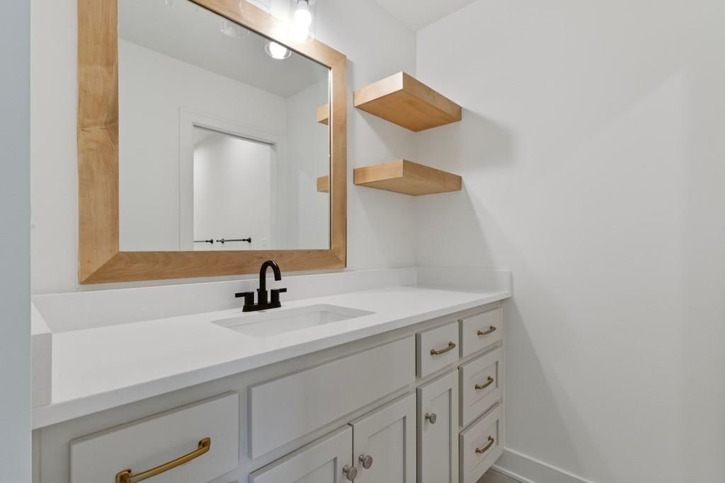 2609 NE Amanda Lane — photo 32