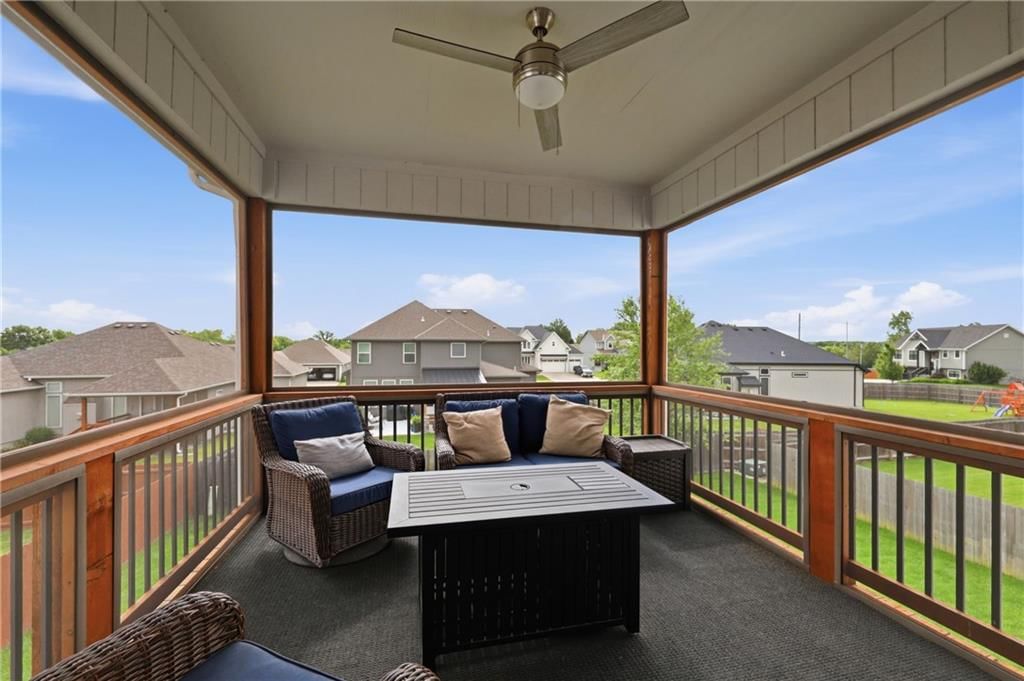 1809 NW Nicholas Drive — photo 7