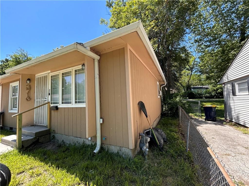 3716 MERSINGTON Avenue — photo 5
