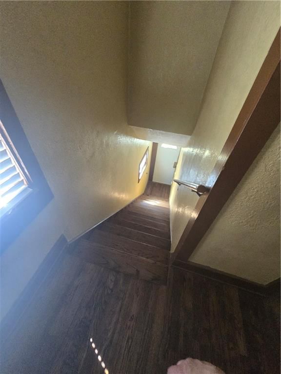 1118 E 45th Street — photo 3
