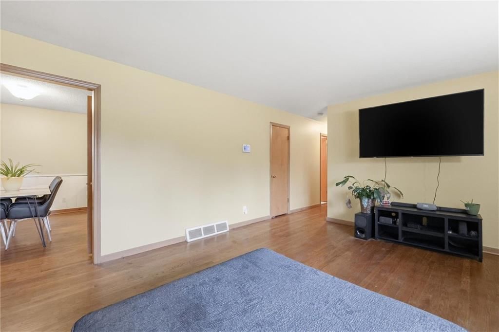 3815 NE 51st Terrace — photo 8