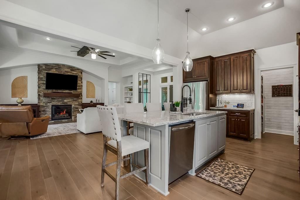 20507 W 80th Street — photo 11