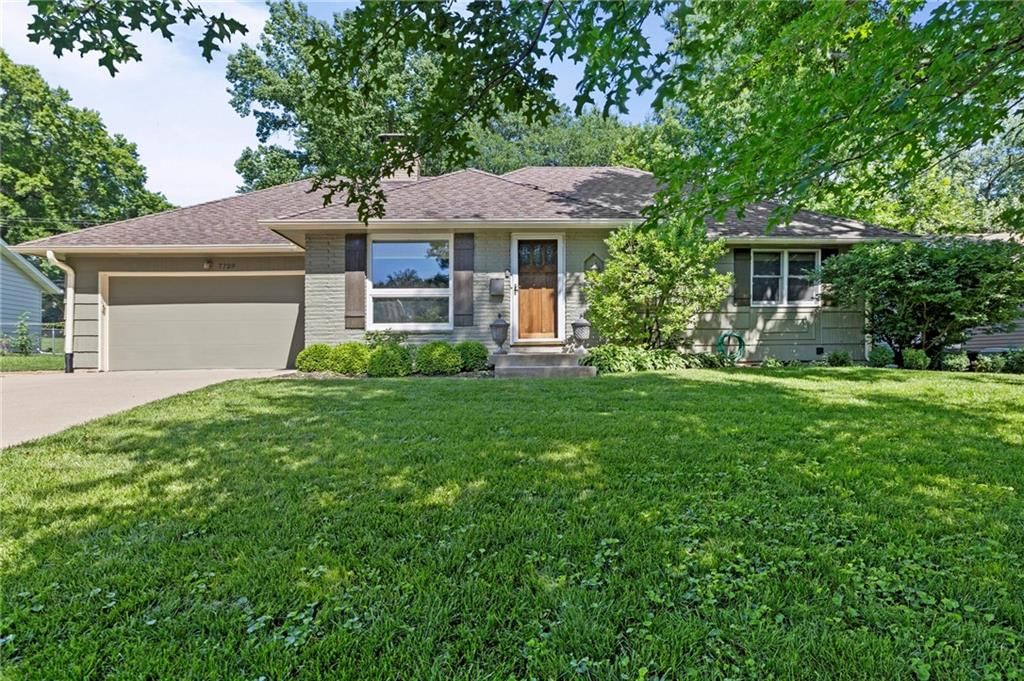 7729 Windsor Street — photo 1