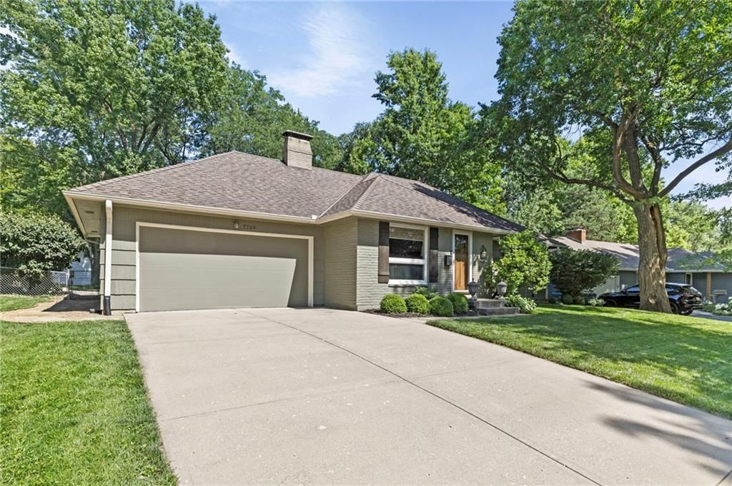 7729 Windsor Street — photo 2