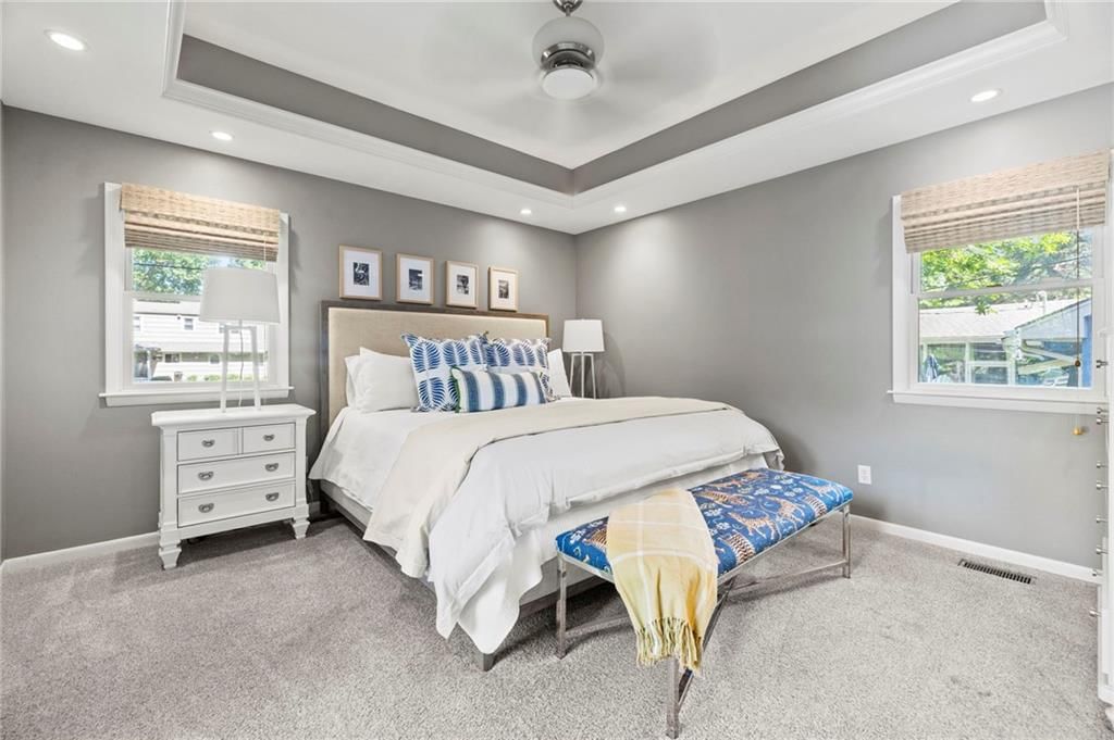 7729 Windsor Street — photo 31