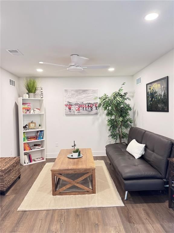 8009 S Enochs Mills Road — photo 11