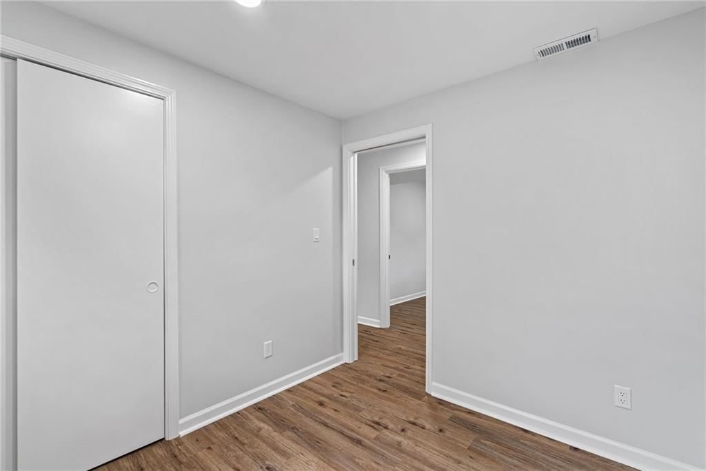 101 Manor Drive — photo 32