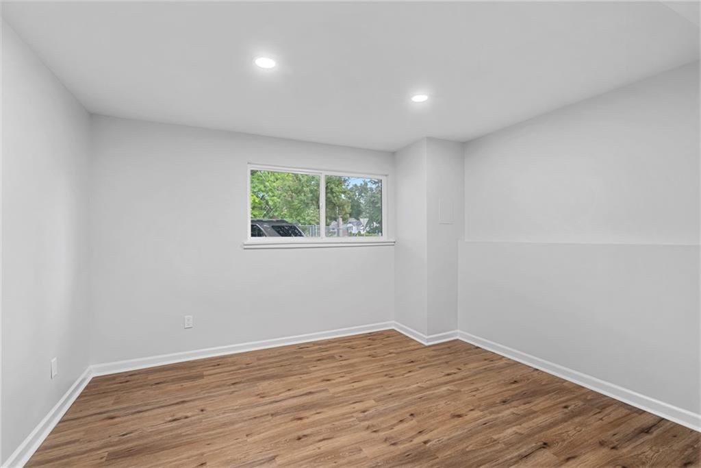 101 Manor Drive — photo 33