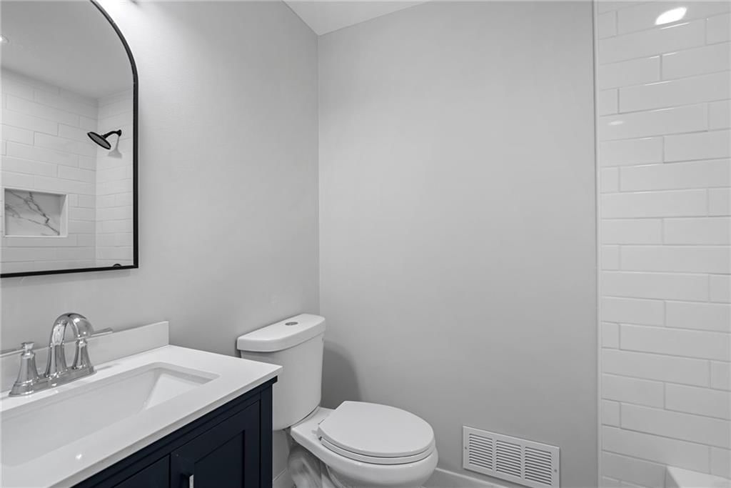 101 Manor Drive — photo 36