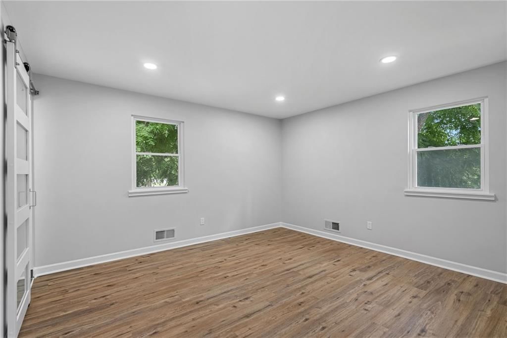 101 Manor Drive — photo 38