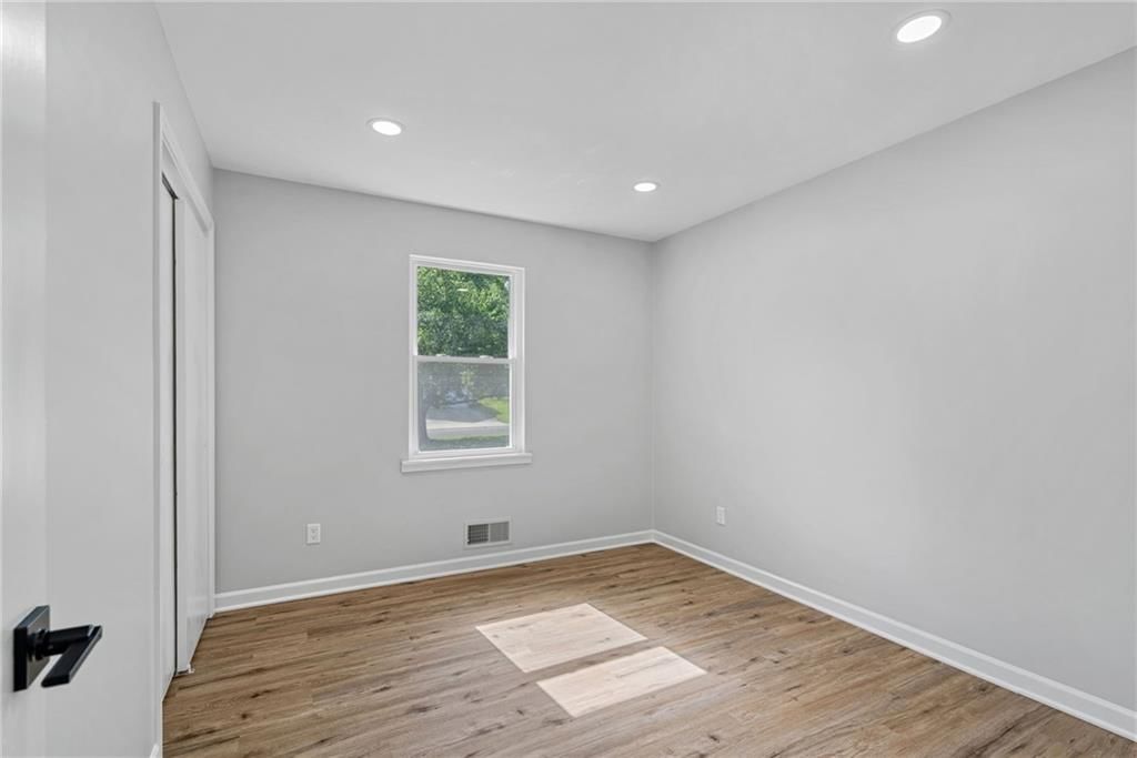 101 Manor Drive — photo 41