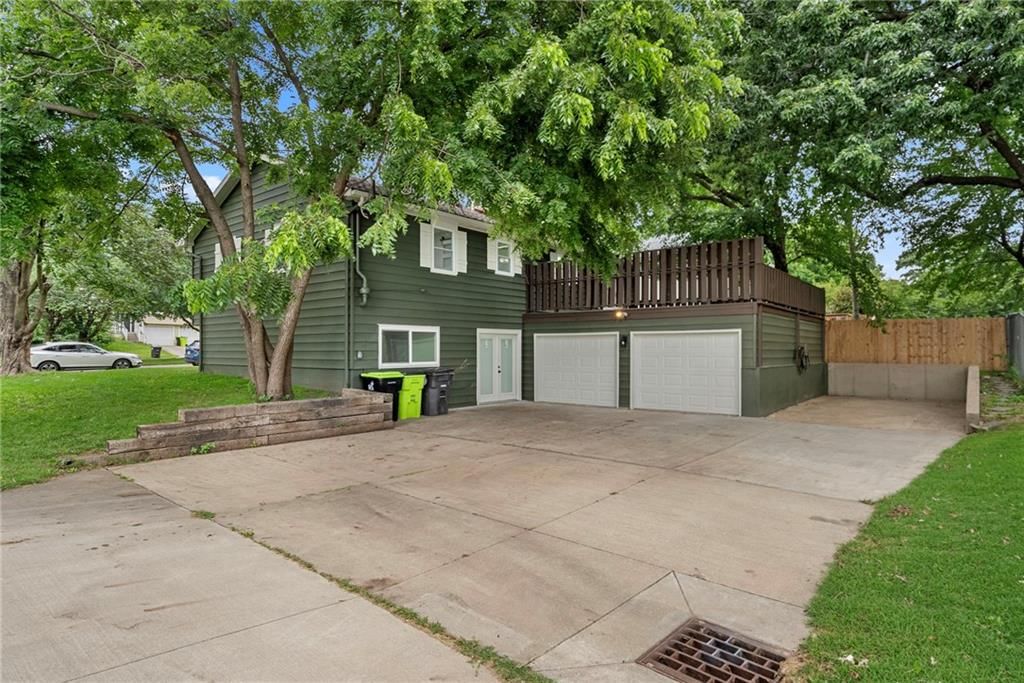 101 Manor Drive — photo 48
